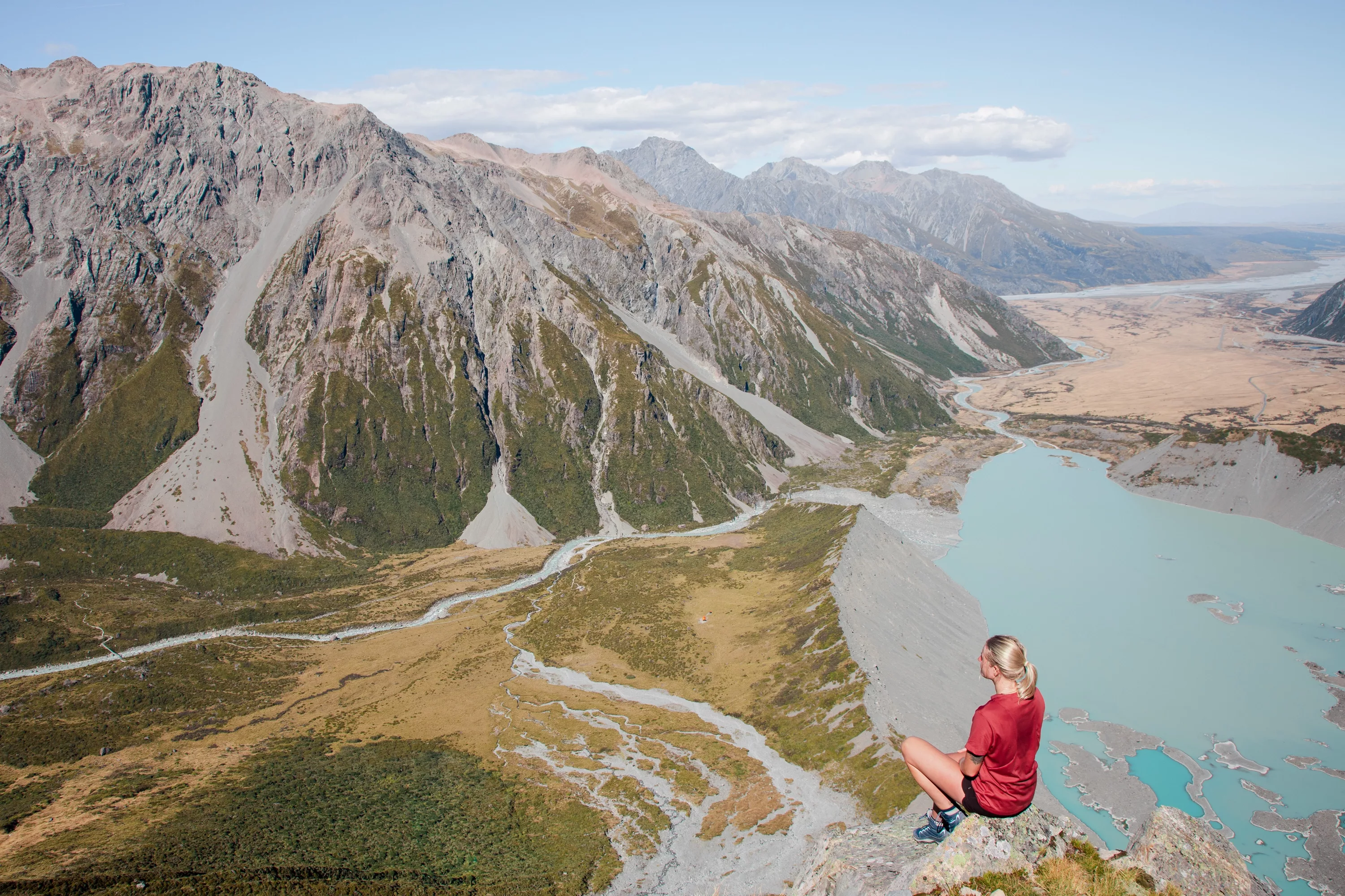 New Zealand's Hooker Valley en route to Sefton Bivvy