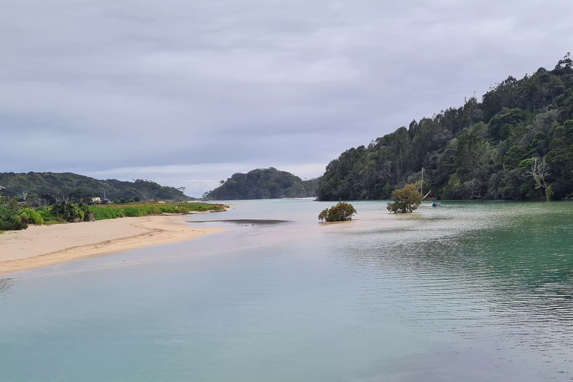 Matapouri Estuary on the Te Araroa trail